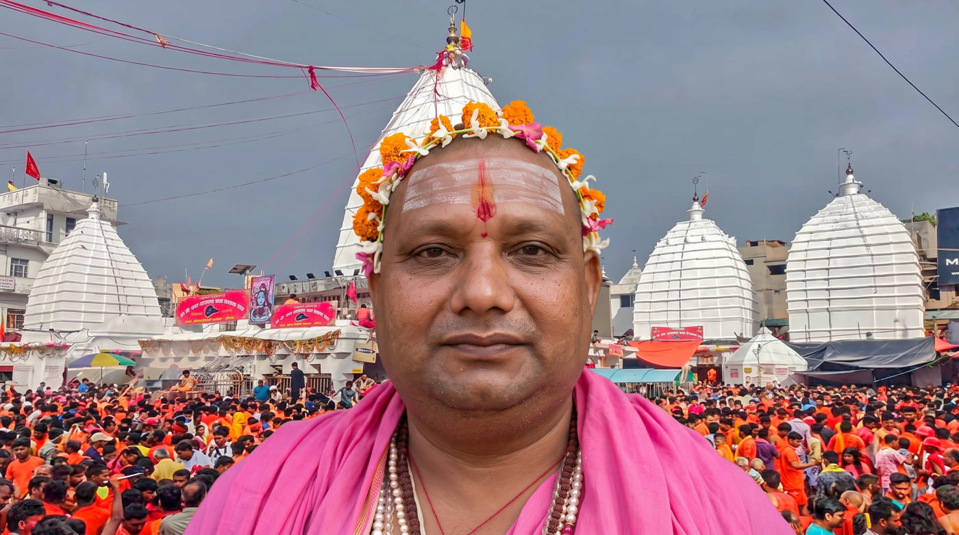 Our head pujari at Baidyanathdham